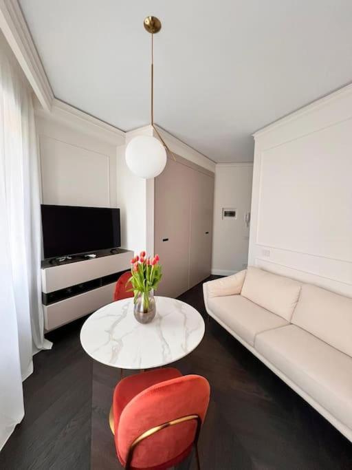 Elegante Appartamento In Zona Tortona-Solari Μιλάνο Εξωτερικό φωτογραφία